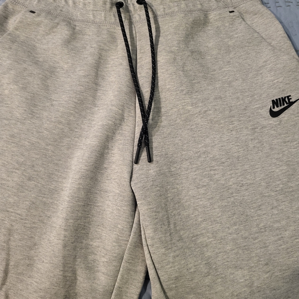 Pants - Picture 8 of 8